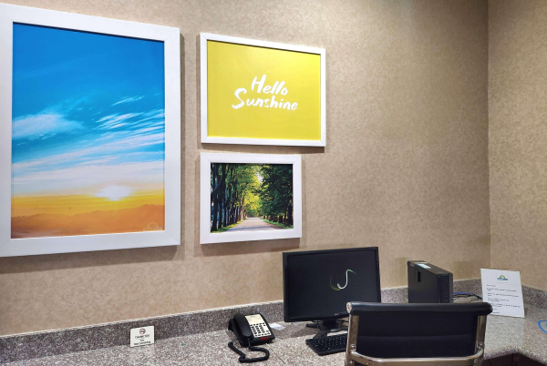 Las mejores ofertas de Days Inn & Suites by Wyndham Pasadena Pasadena