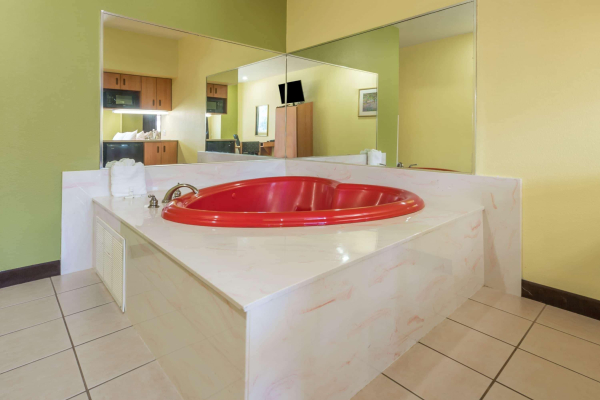 Las mejores ofertas de Microtel Inn & Suites By Wyndham Ft. Worth North/ Melody Hills