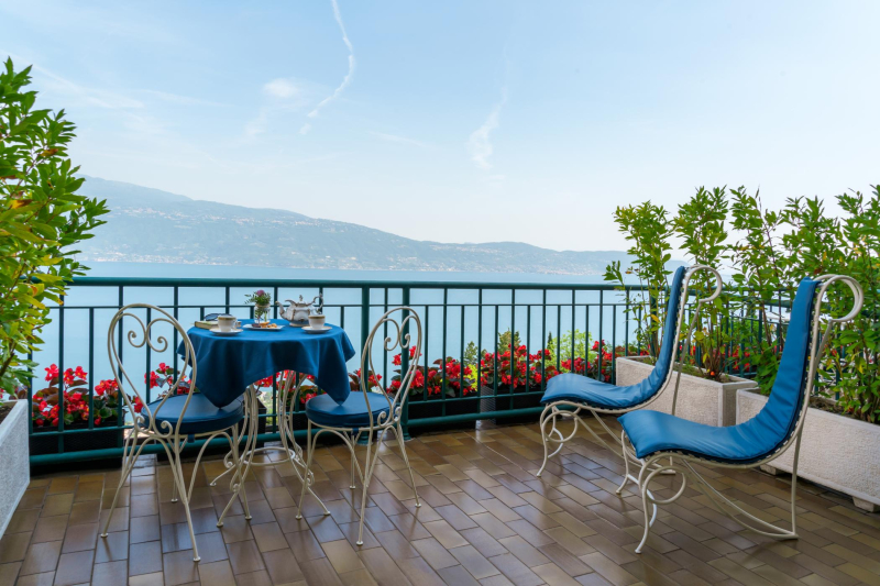 Boutique Hotel Villa Sostaga (Lake Garda)