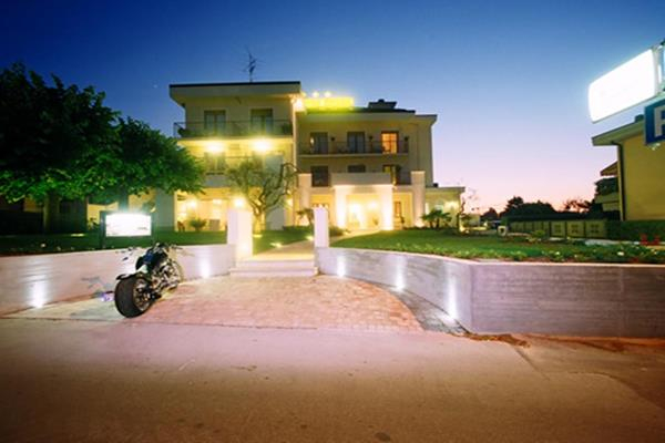 Las mejores ofertas de Mauro Sirmione