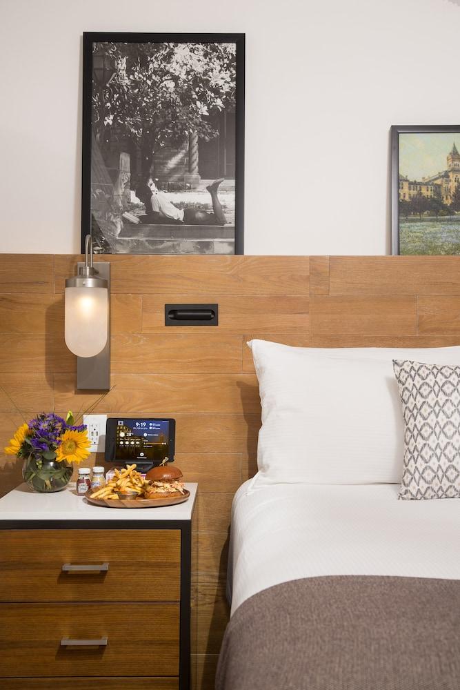 Las mejores ofertas de At&T Hotel & Conference Center At The University Of Texas Austin 