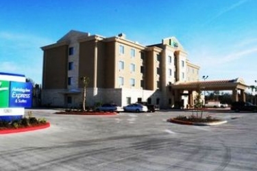Las mejores ofertas de HOLIDAY INN EXPRESS SOUTH NEAR PEARLAND Pearland