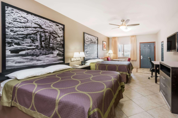 Las mejores ofertas de Super 8 by Wyndham Donna Donna