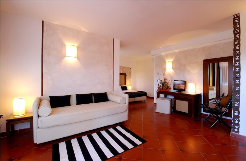 Cala Rosa Club Hotel