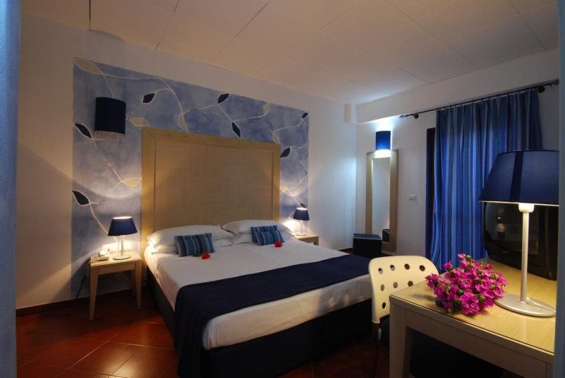 Cala Rosa Club Hotel