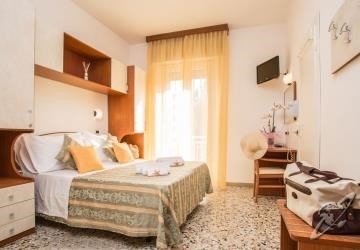 Las mejores ofertas de HOTEL OREGON Rivazzurra 