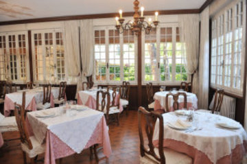 Las mejores ofertas de HOTEL LA PINETA AL MARE Forte Dei Marmi 