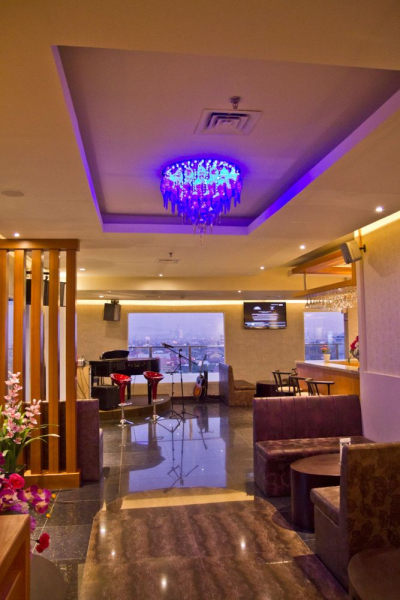 Las mejores ofertas de CONTINENT CENTREPOINT PANAKKUKANG Makasar 