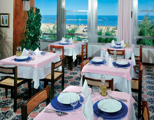 Las mejores ofertas de NAPOLEON Gabicce Mare 