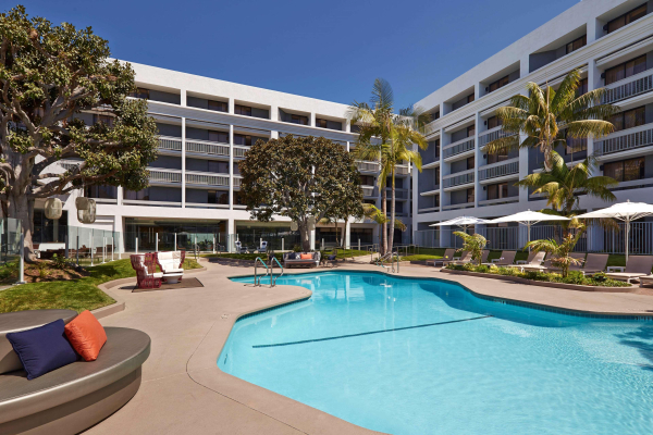 Las mejores ofertas de Hotel MdR Marina del Rey - a DoubleTree by Hilton Marina Del Rey