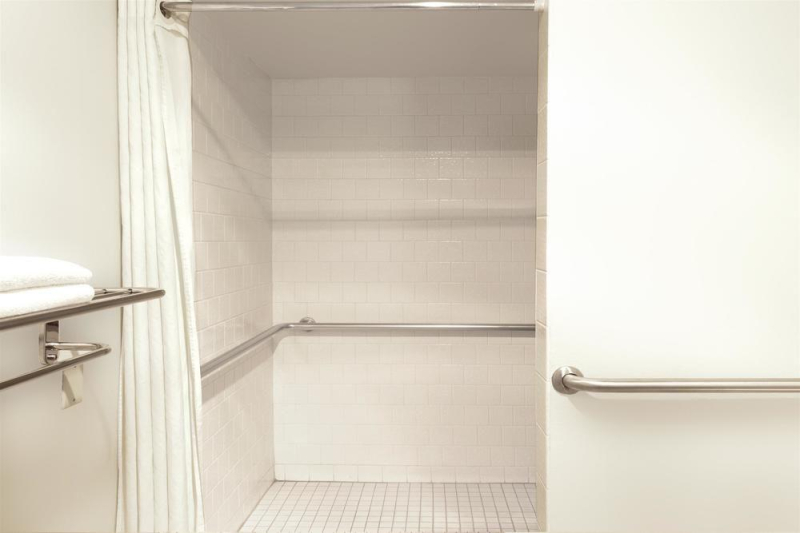 Super 8 by Wyndham Buttonwillow