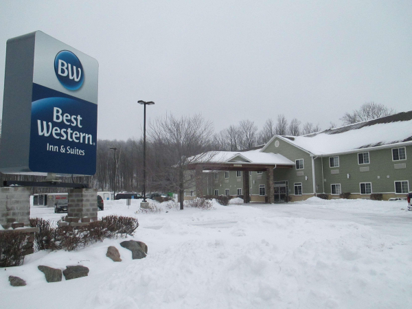 Las mejores ofertas de Best Western Crandon Inn & Suites Three Lakes 