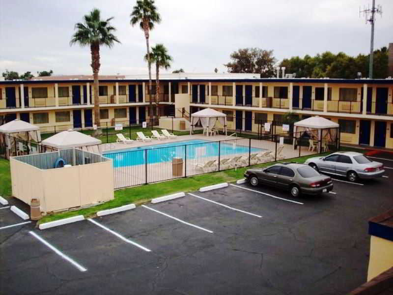 Econo Lodge Phoenix North I-17