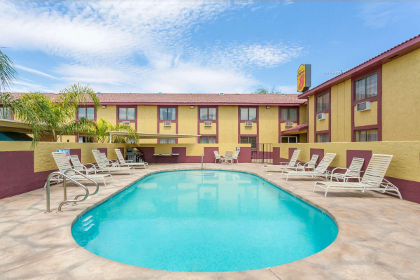Las mejores ofertas de Super 8 by Wyndham Goodyear/Phoenix Area North Mountain