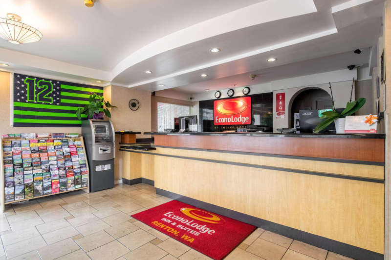 Econo Lodge Near Bellevue Square