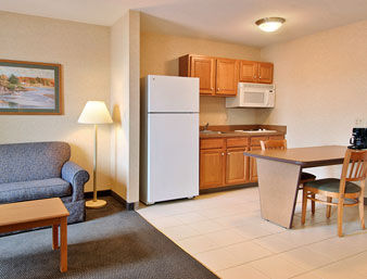 Las mejores ofertas de DAYS INN & SUITES BRIDGEPORT - Bridgeport