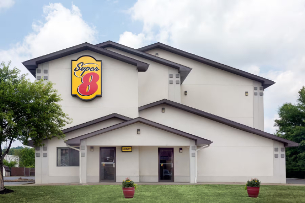 Las mejores ofertas de Super 8 By Wyndham Marietta Williamstown