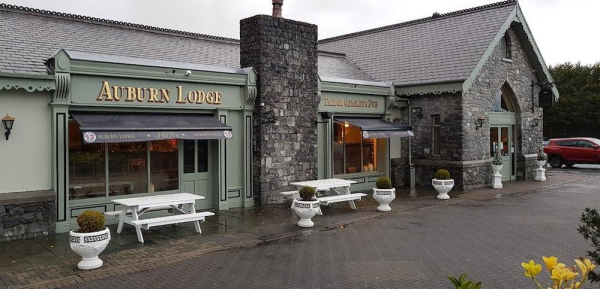 Las mejores ofertas de AUBURN LODGE HOTEL AND LEISURE CENTRE Tobolsk 