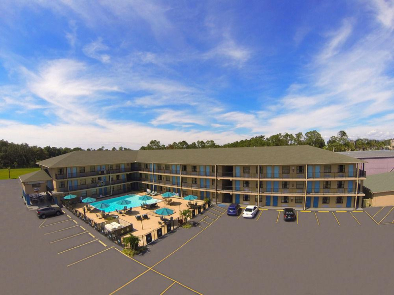 Seasons Florida Resort