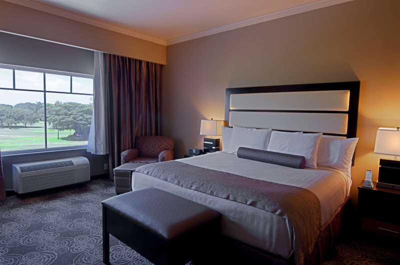 Best Western Plus Miami Airport North Hotel & Suit