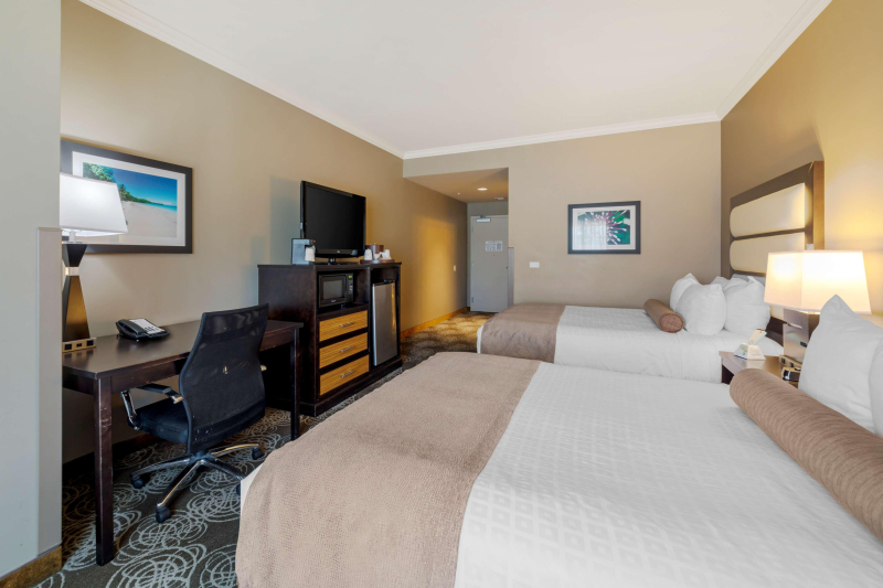 Best Western Plus Miami Airport North Hotel & Suit