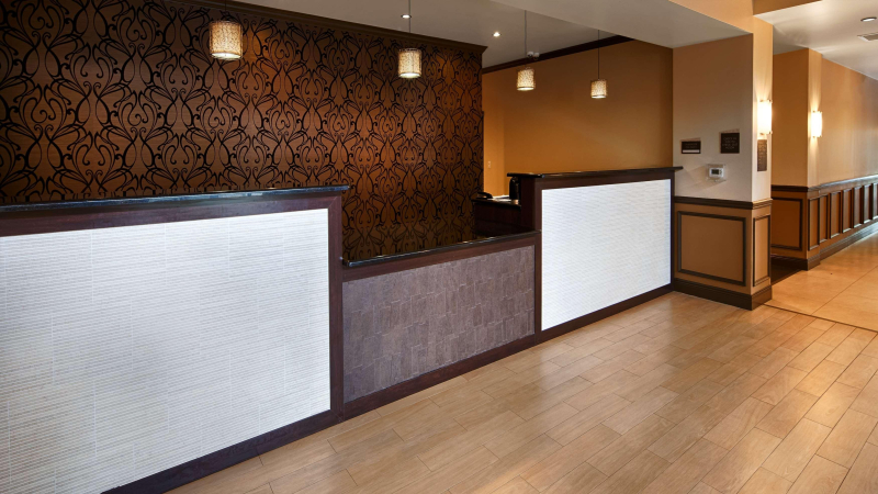 Best Western Plus Miami Airport North Hotel & Suit