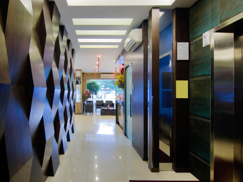 8 Days Boutique Hotel Mount Austin