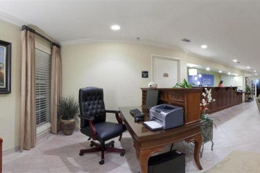 HOLIDAY INN EXPRESS NICEVILLE-EGLIN AFB