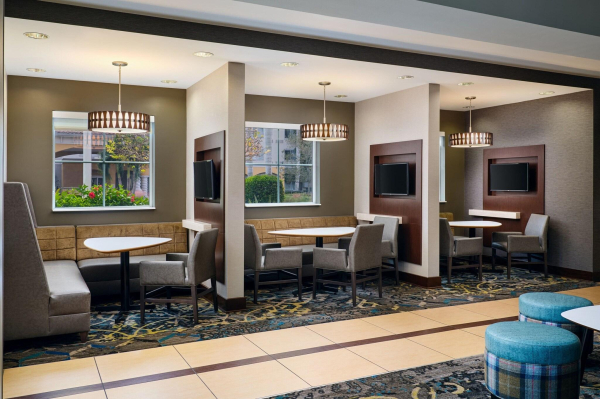 Las mejores ofertas de Residence Inn Fort Myers at I-75, Gulf Coast Town Miromar Lakes