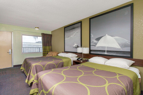 Las mejores ofertas de Super 8 by Wyndham Clearwater/US Hwy 19 N Clearwater