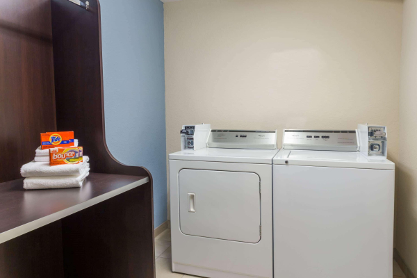 Las mejores ofertas de Microtel Inn & Suites By Wyndham Spring Hill/Week Weeki Wachee