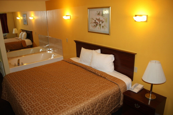 Las mejores ofertas de ECONO LODGE BENNS CHURCH Carrollton