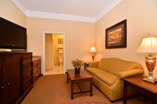Las mejores ofertas de BEST WESTERN PLUS MONICA ROYAL Greenville