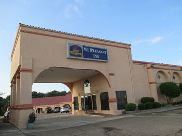 Las mejores ofertas de BEST WESTERN MT. PLEASANT INN Mount Pleasant