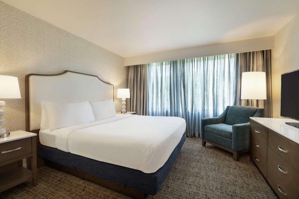 Las mejores ofertas de Embassy Suites Philadelphia Valley Forge Wayne 