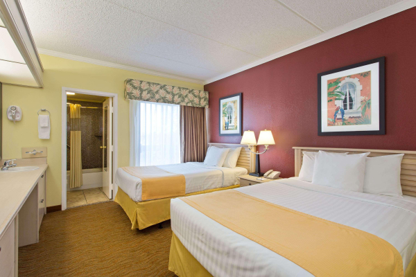 Las mejores ofertas de Baymont by Wyndham Tampa Near Busch Gardens Tampa 