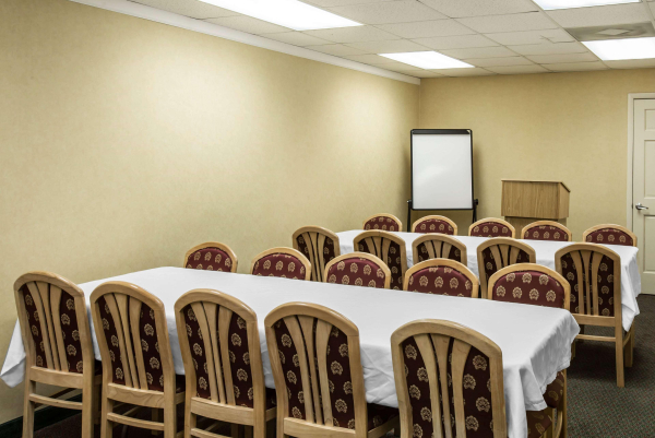 Las mejores ofertas de Super 8 by Wyndham Cherokee Cherokee