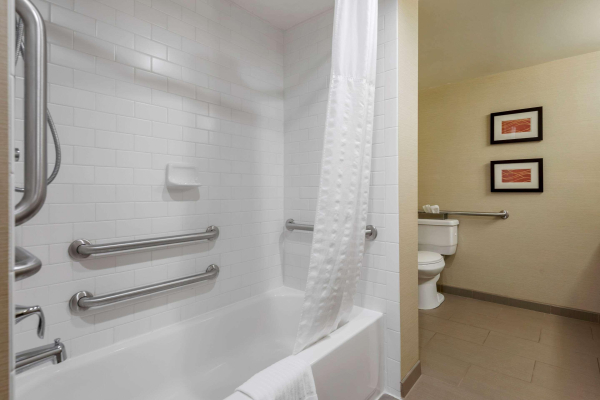 Las mejores ofertas de Comfort Inn The Pointe Niagara Falls