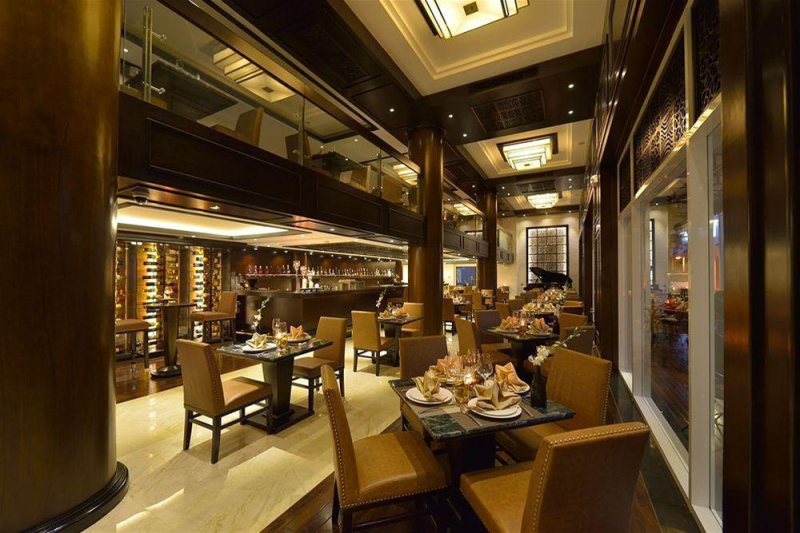 Paradise Suites Hotel