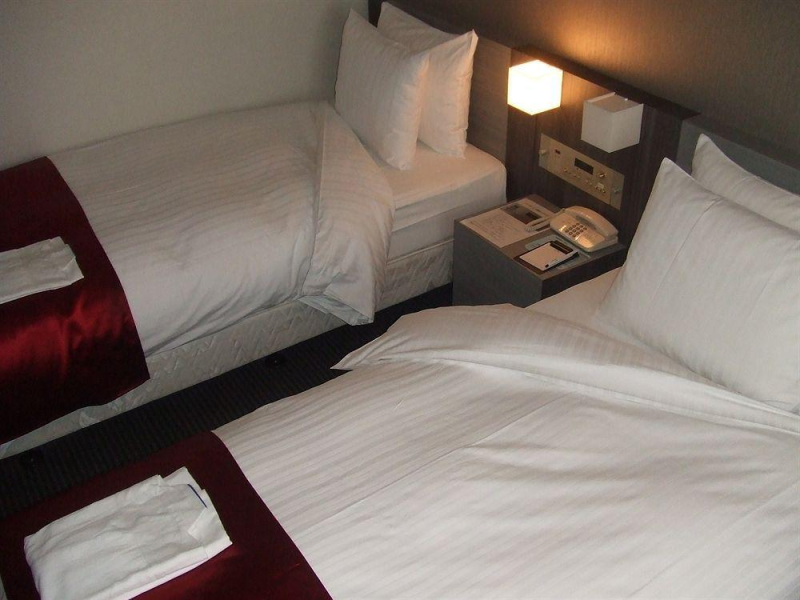 Las mejores ofertas de Lake Alster Alzar Izumiotsu Osaka