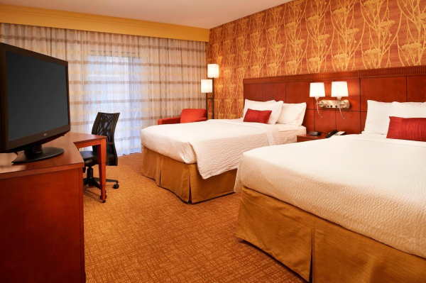 Las mejores ofertas de Courtyard By Marriott Toledo Airport Holland Toledo 