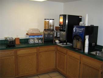 Las mejores ofertas de KNIGHTS INN ATHENS Athens