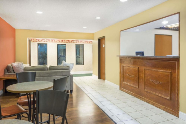 Las mejores ofertas de BAYMONT BY WYNDHAM HUBER HEIGHTS DAYTON Huber Heights