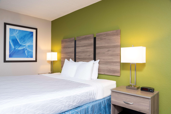 Las mejores ofertas de Best Western Dutch Valley Inn New Philadelphia