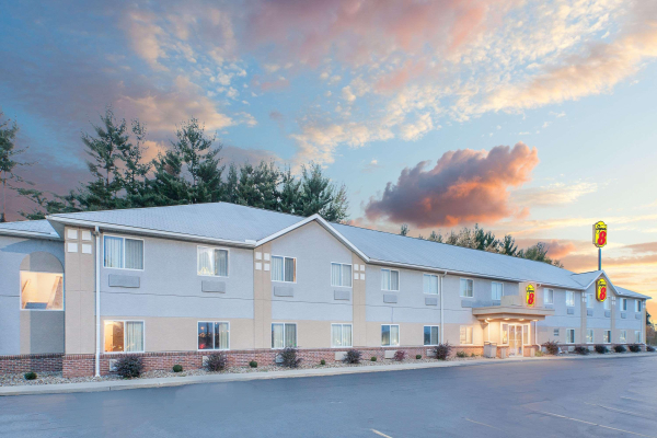 Las mejores ofertas de Super 8 by Wyndham Seville Seville