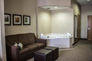 Las mejores ofertas de COMFORT SUITES Berlin 