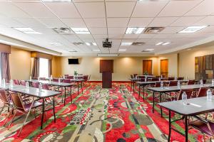 Comfort Suites South Atlanta Area