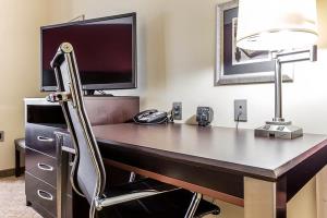 Comfort Suites South Atlanta Area