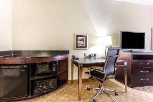 Comfort Suites South Atlanta Area