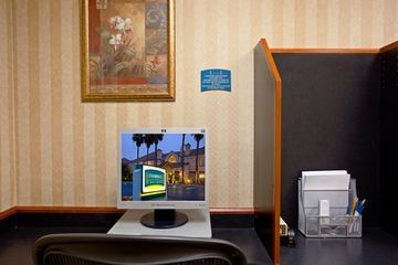 Las mejores ofertas de STAYBRIDGE SUITES TORRANCE/REDONDO BEACH Torrance